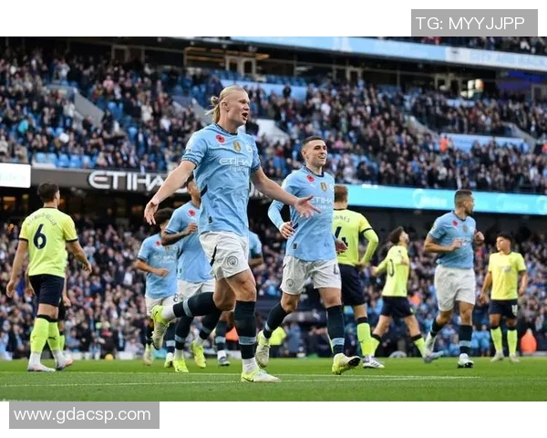 曼城欧冠大胜哈兰德创纪录,福登梅开二度闪耀全场 曼城欧冠大胜哈兰德创纪录,福登梅开二度闪耀全场